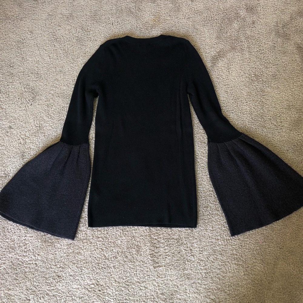 Chelsea28 sweater - Picture 2 of 4